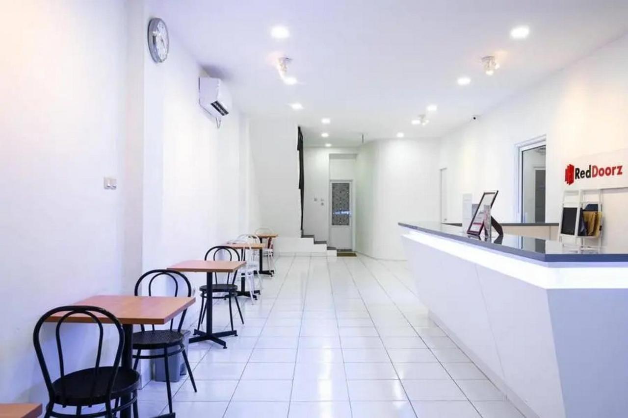 Reddoorz Hostel Near Taman Puring Yakarta Exterior foto