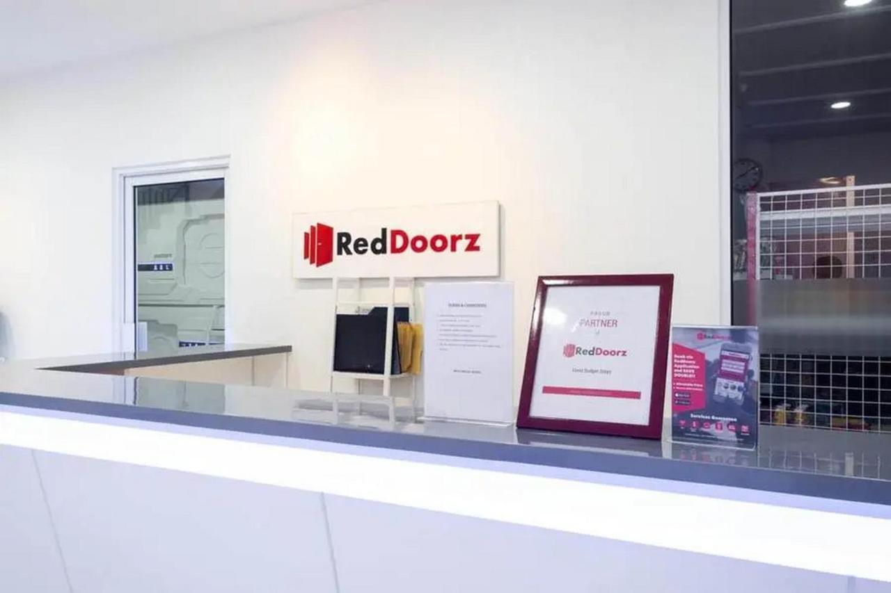Reddoorz Hostel Near Taman Puring Yakarta Exterior foto