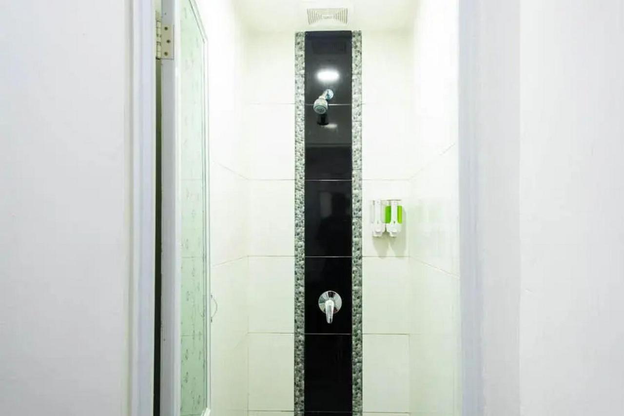 Reddoorz Hostel Near Taman Puring Yakarta Exterior foto